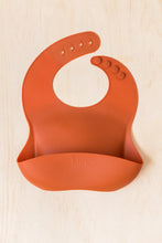 Load image into Gallery viewer, Kiin Silicone Bib