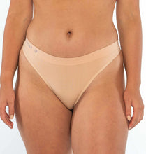 Load image into Gallery viewer, Nat V Basics Cheeky G in Bone