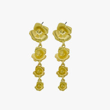 Load image into Gallery viewer, Jolie &amp; Deen Flower Drop Earrings
