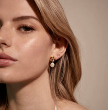 Load image into Gallery viewer, Jolie &amp; Deen Belinda Earrings
