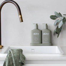 Load image into Gallery viewer, al.ive Wash &amp; Lotion Duo + Tray in Green Pepper &amp; Lotus Duo
